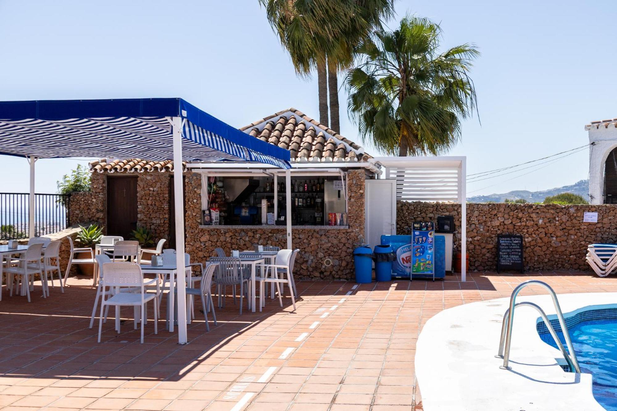 Capistrano Village B, 1 Bedroom + Free Wi-Fi Nerja Exterior photo